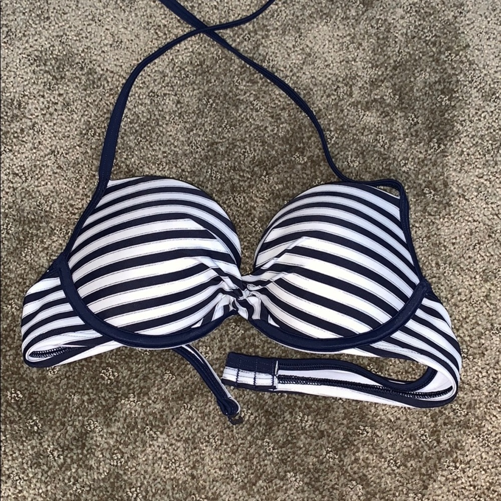 Bikini top